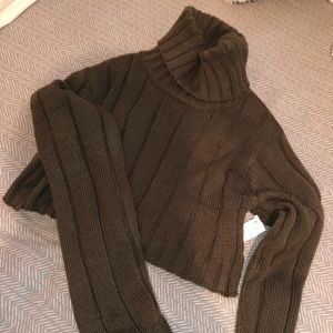 Cropped sweater